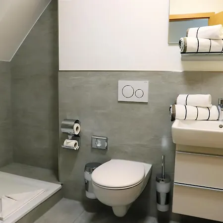 Wilhelmshoehe 4* Rostock